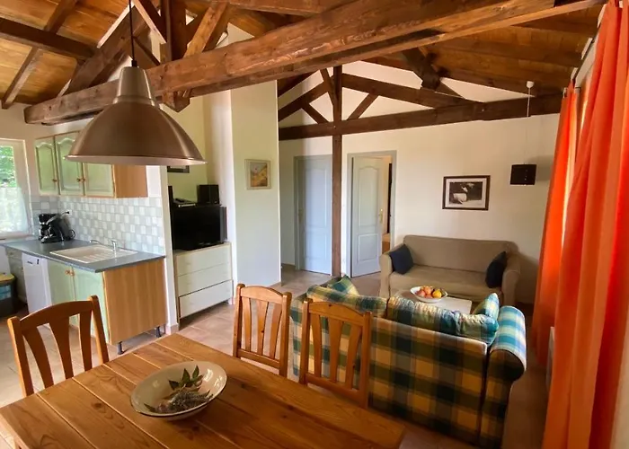 Prázdninový dům Les Hauts Du Coustalier